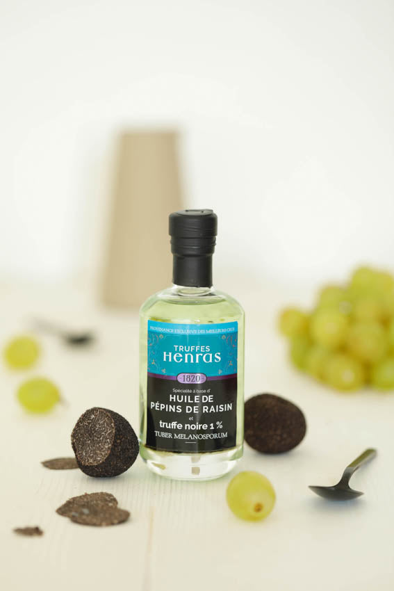 Huile d'olive aromatisée truffe noire PLAISIRS DE LA TRUFFE : la